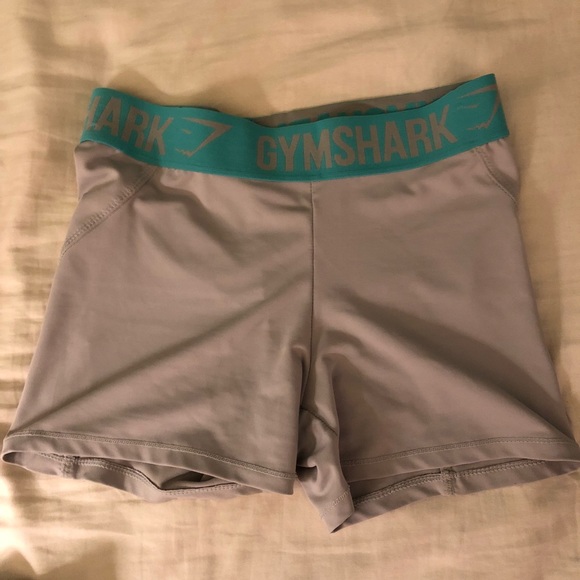 Gymshark Pants - Gymshark compression shorts